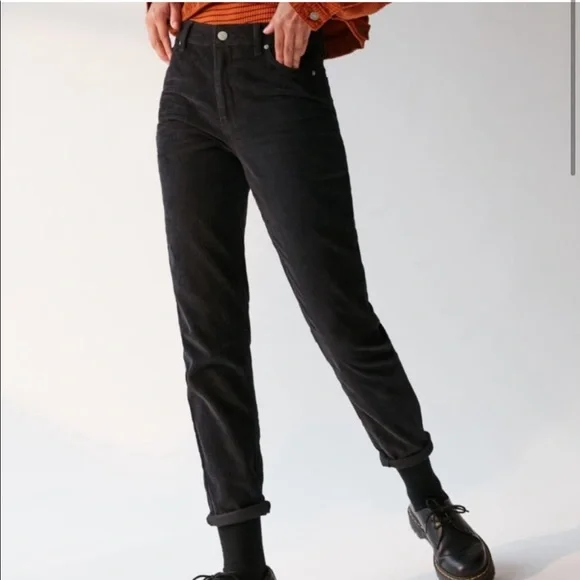 Urban Outfitters Black Corduroy Mom High-rise Pants - Picture 2 of 14
